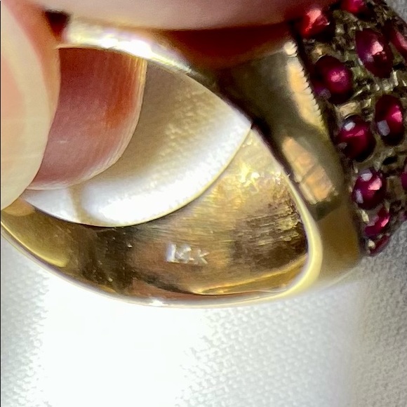 14K Gold Ruby Estate Ring - Picture 12 of 16